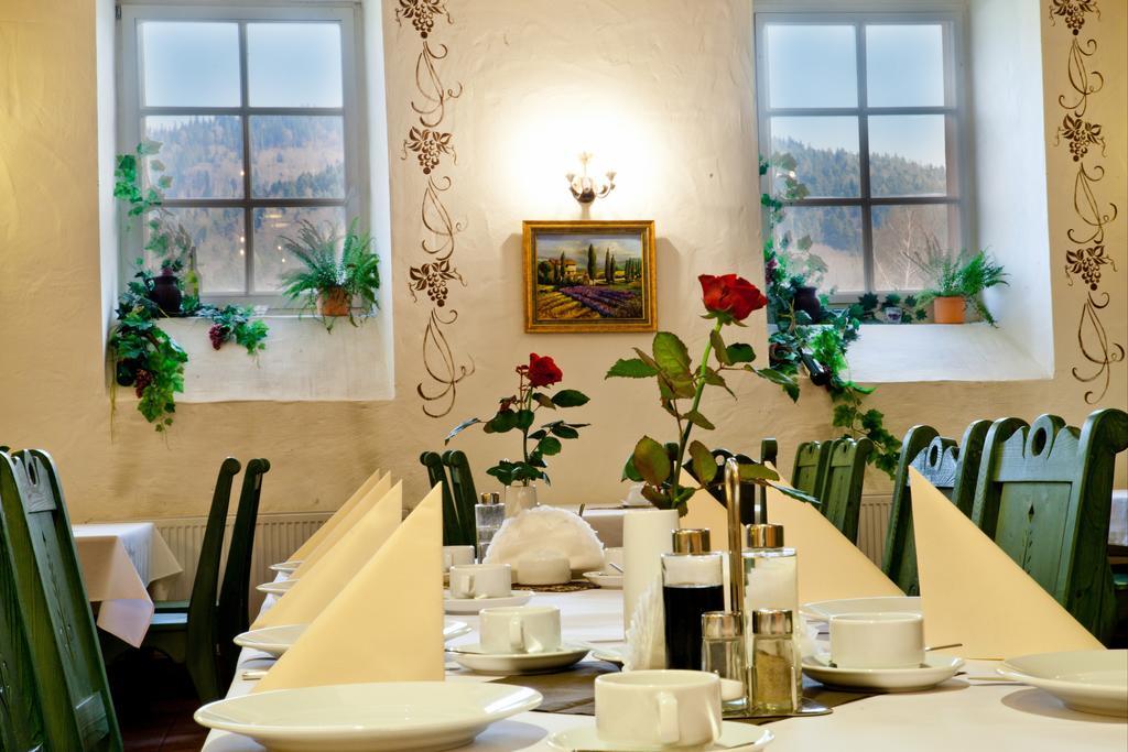 Hotel Stara Szmergielnia Bielsko-Biala Bagian luar foto
