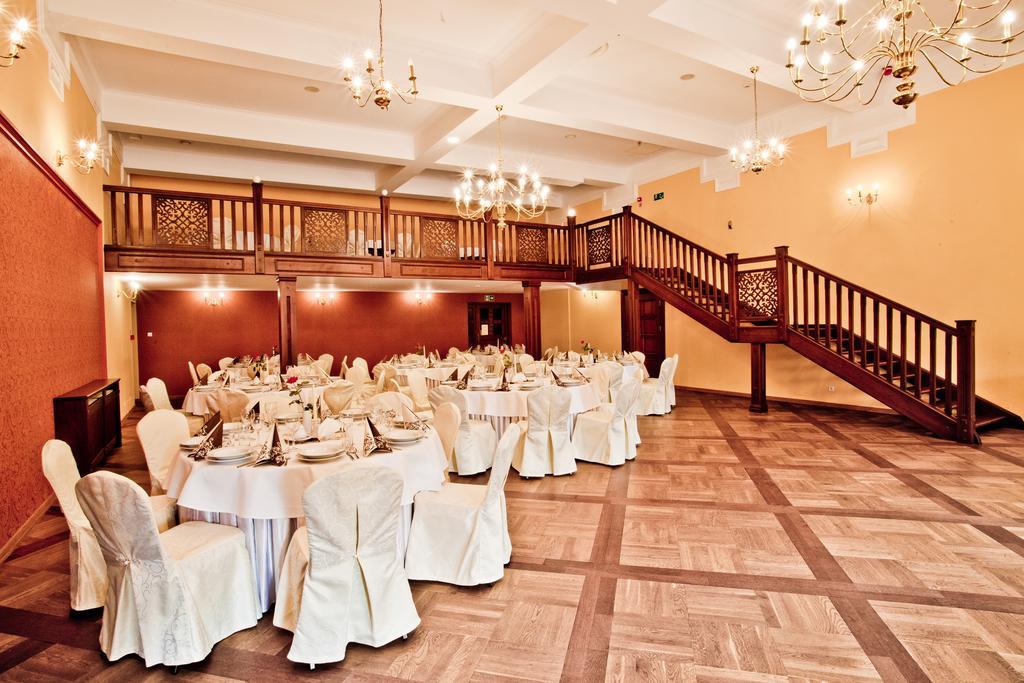 Hotel Stara Szmergielnia Bielsko-Biala Bagian luar foto