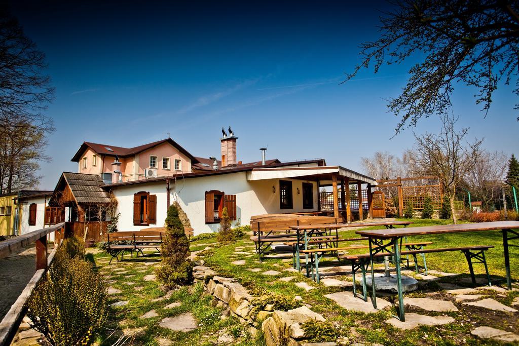 Hotel Stara Szmergielnia Bielsko-Biala Bagian luar foto