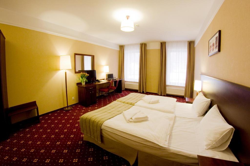 Hotel Stara Szmergielnia Bielsko-Biala Ruang foto